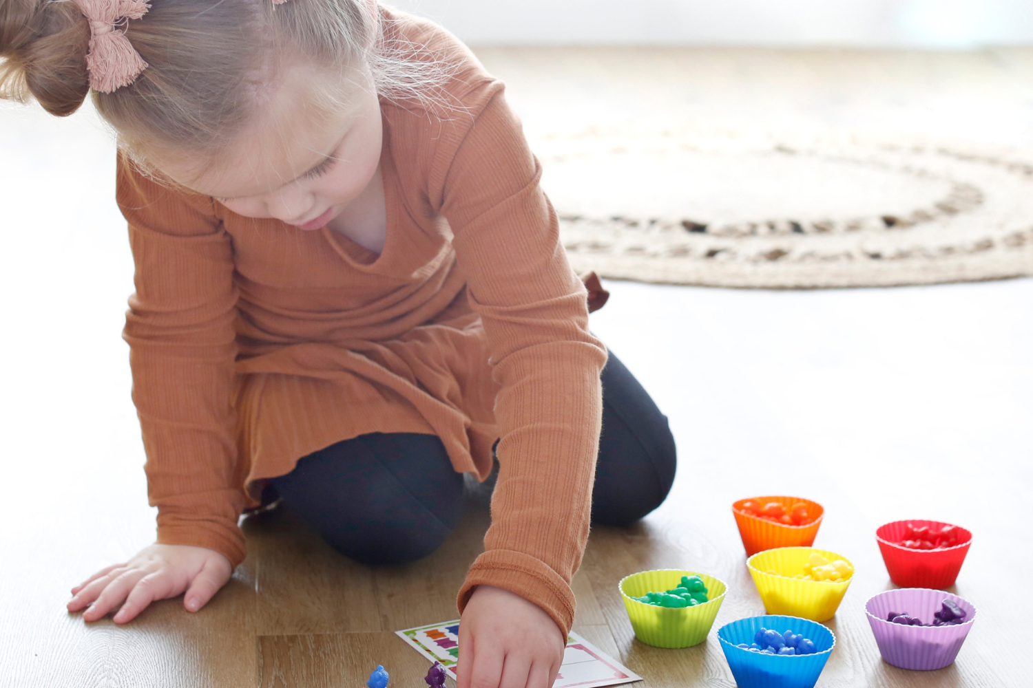 build confidence with your preschooler with hands-on learning, rainbow counting bears