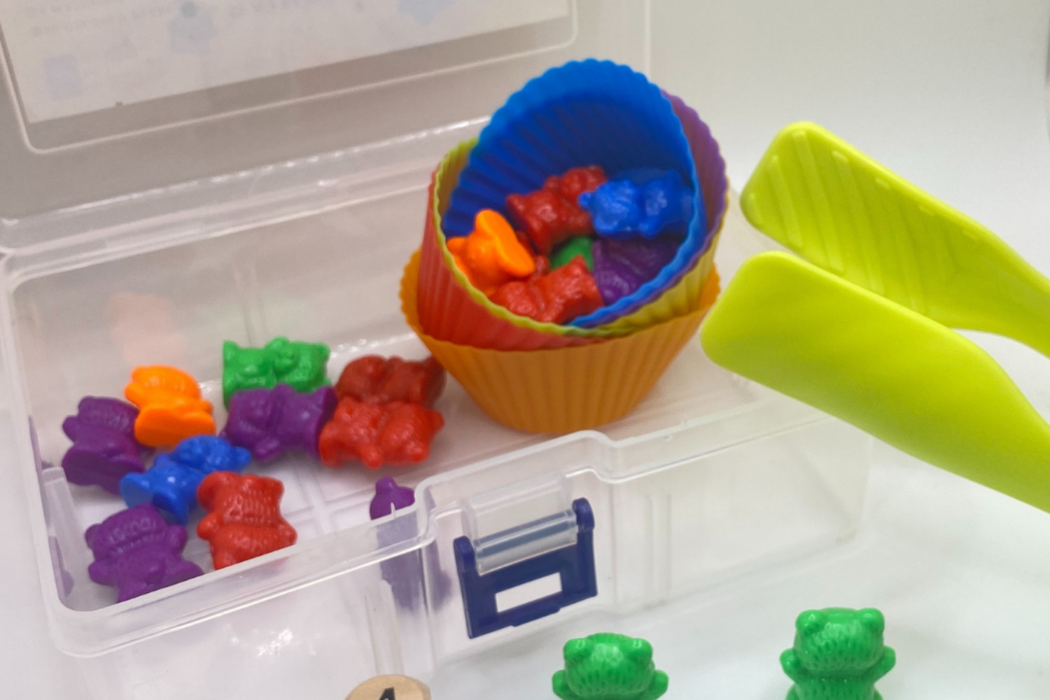 rainbow counting bears set with convenient, carrying case
